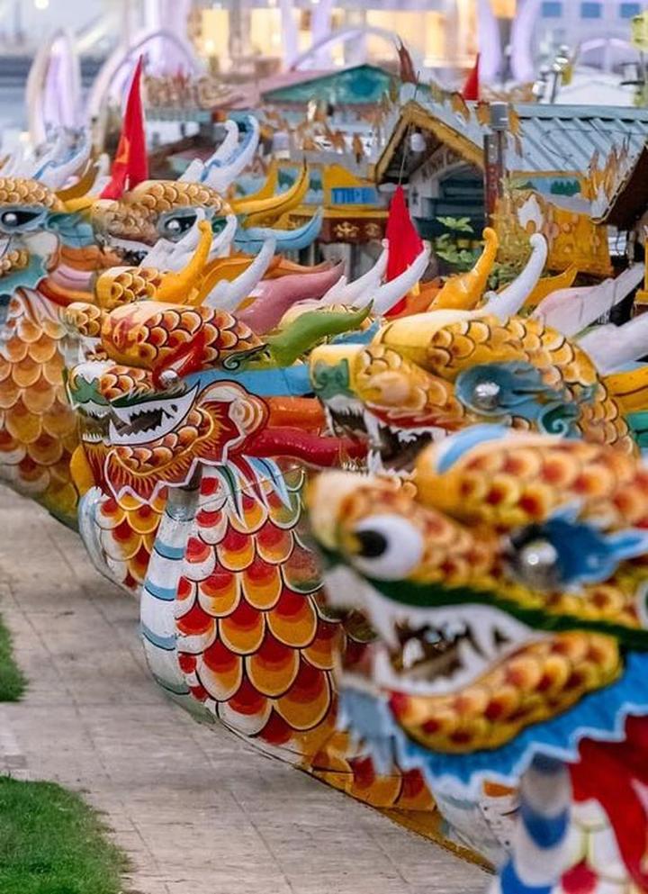 Từ