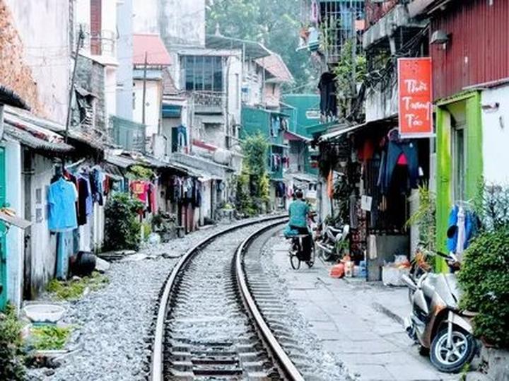 Chuyên gia Hotspot Matrix phân tích: 5 gian hàng quốc tế trên sàn và marketing video